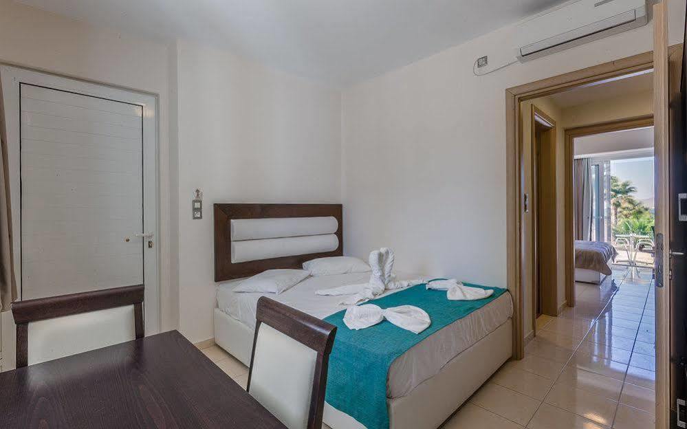 Cavo D' Oro Hotel Marmari  Eksteriør bilde